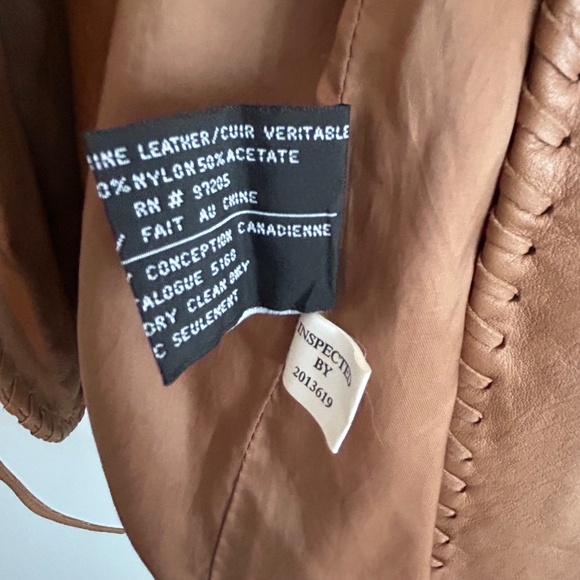 Danier Western Style Leather jacket, Size 20, XL - Picture 8 of 11